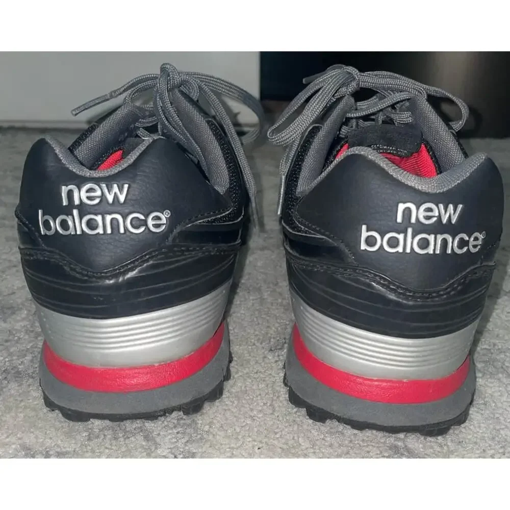 New Balance men's spikeless golf shoes (size 10.5)